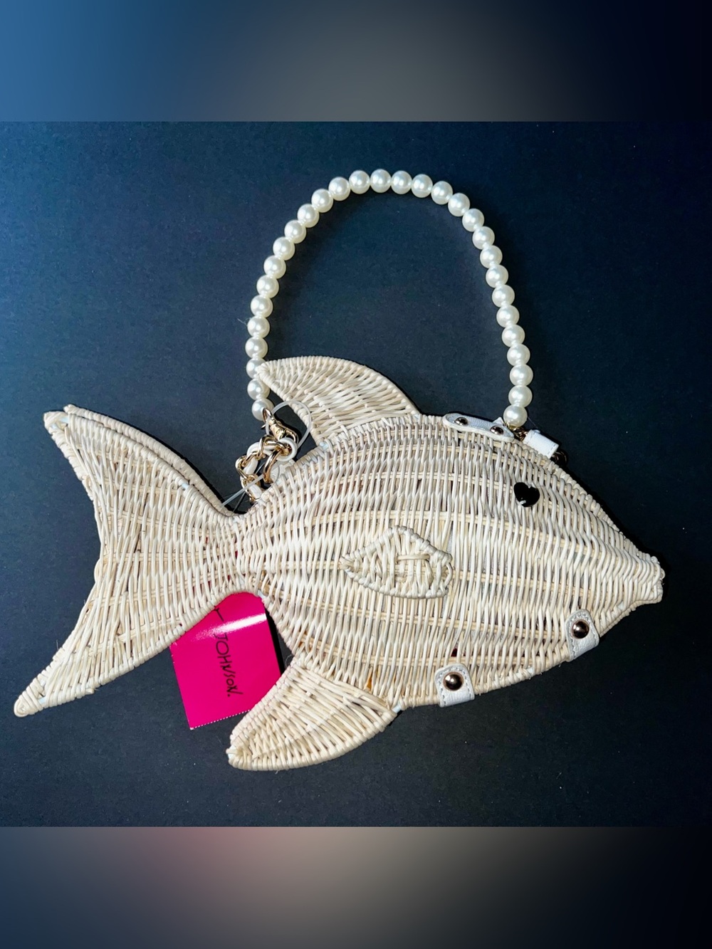 NWT Betsey Johnson Wicker Fish Shoulder Bag with Pearl Handle - Picture 2 of 6